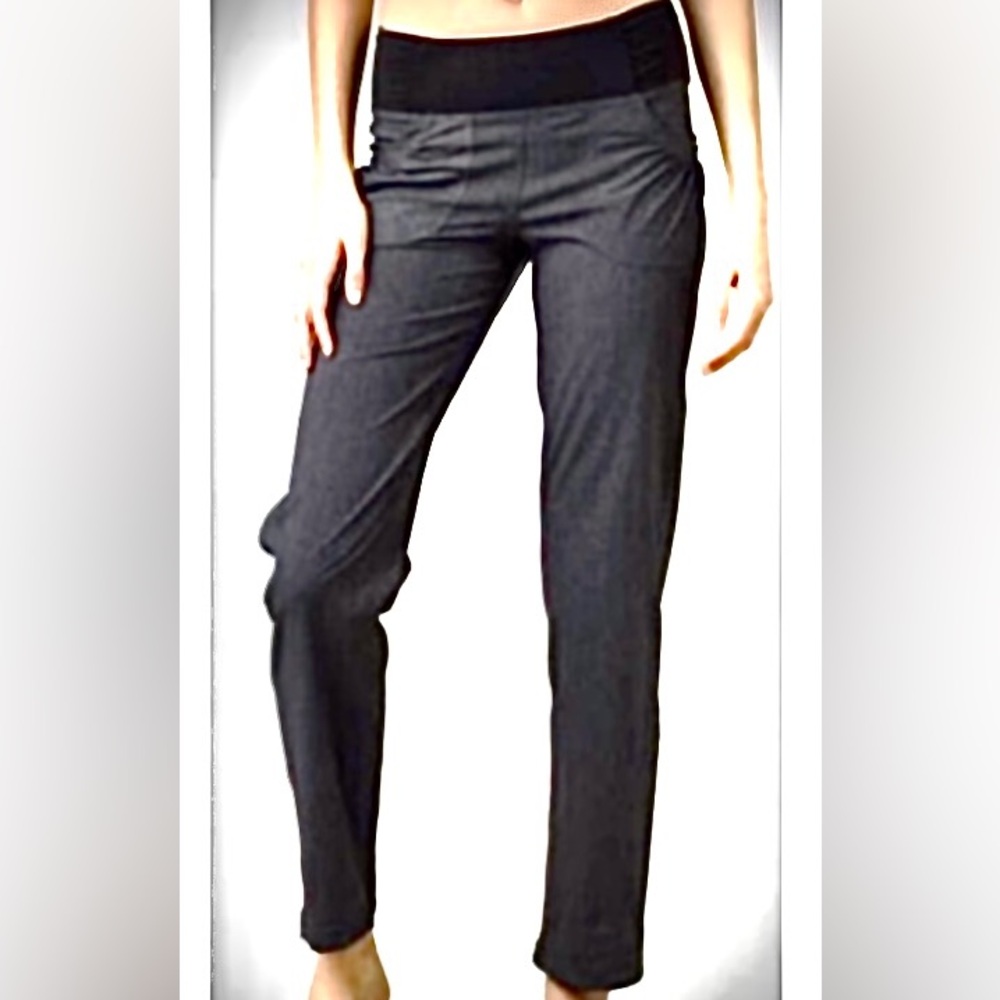 SALE🎈NWOT PRANA GRAY PULL ON PANTS WITH POCKETS AND BLACK WAIST BAND!